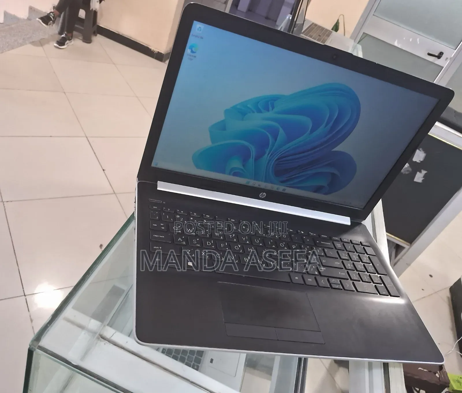 New Laptop HP Stream Notebook 8GB Intel Core I5 HDD 1T
