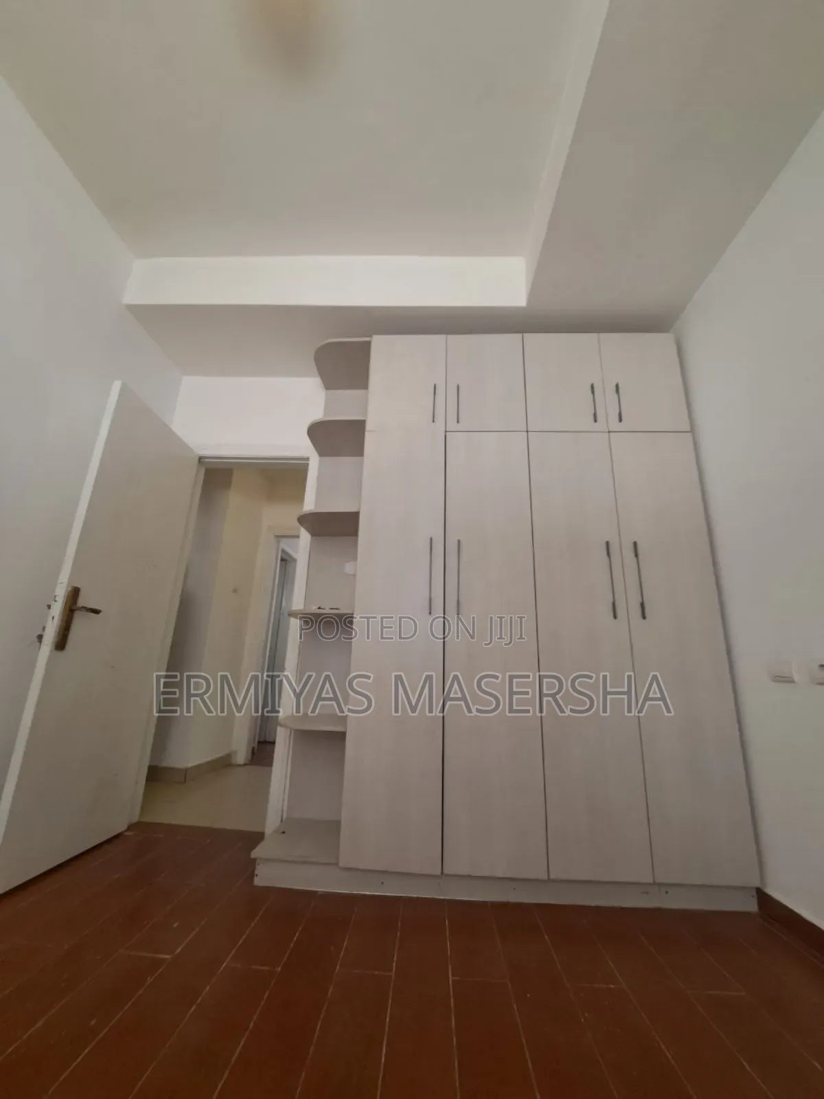 Furnished 3bdrm Apartment in ኖህ, Yeka for sale