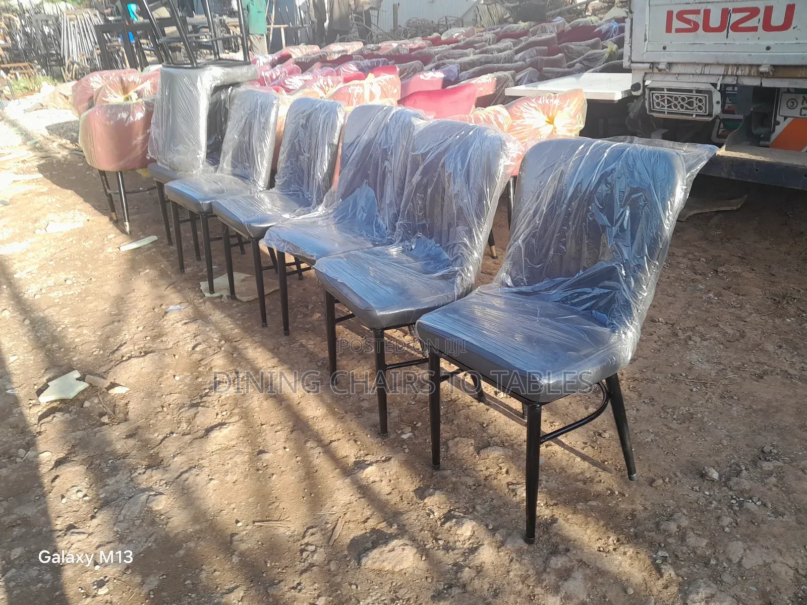 Modern Quality Chairs for Hotel Restaurant Cafe