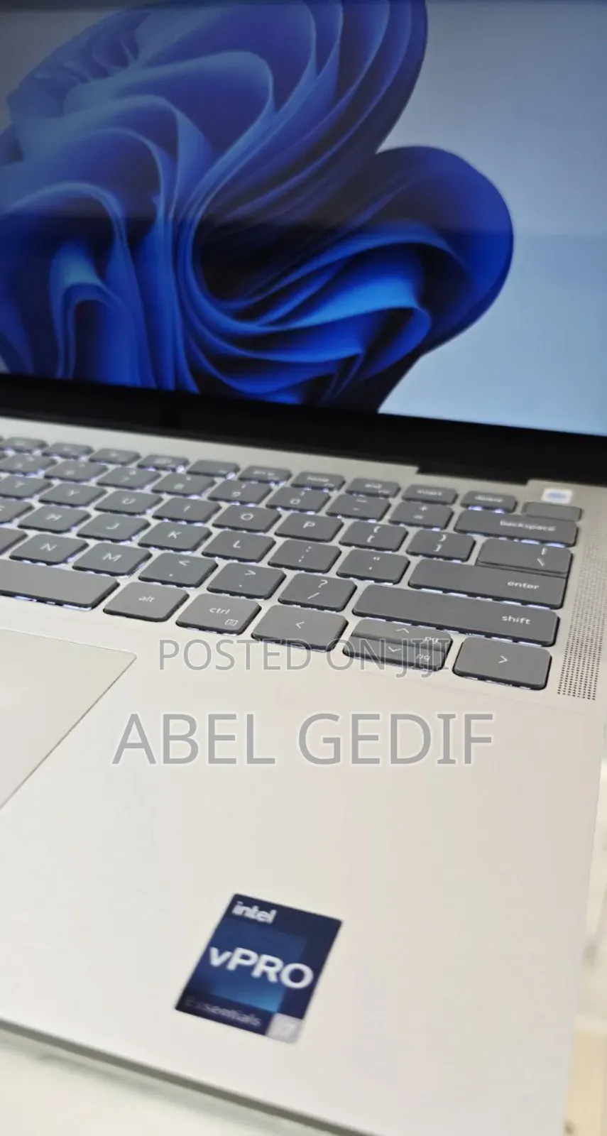 New Laptop Dell Inspiron 14 16GB Intel Core I7 SSD 1T