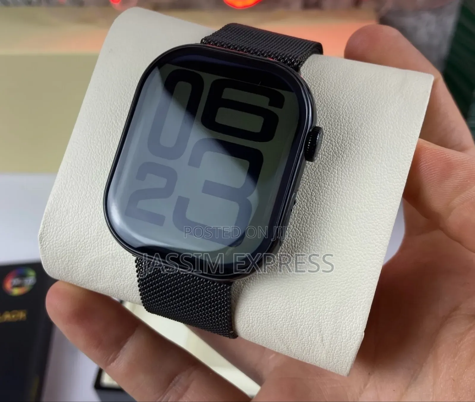 Original ጀርመን ብራንድ Smart Watch (With 3 Straps)