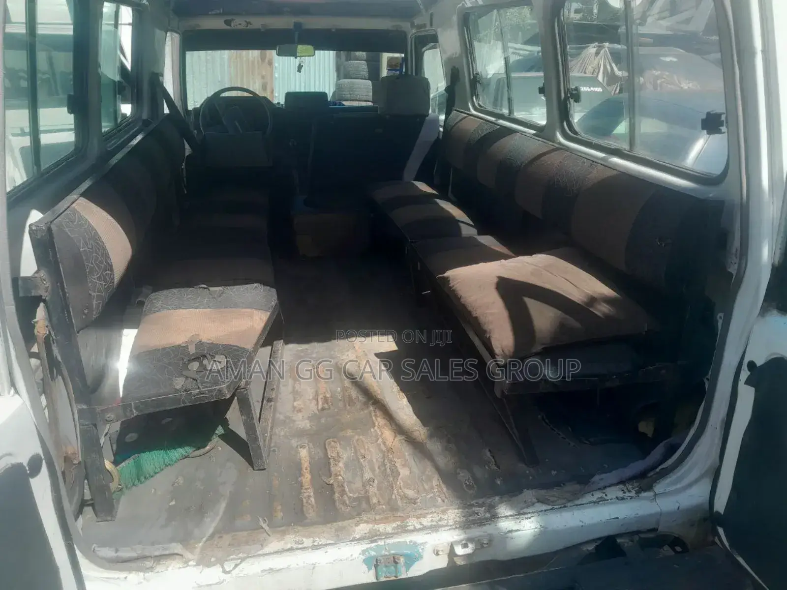 Toyota Land Cruiser 1998 White