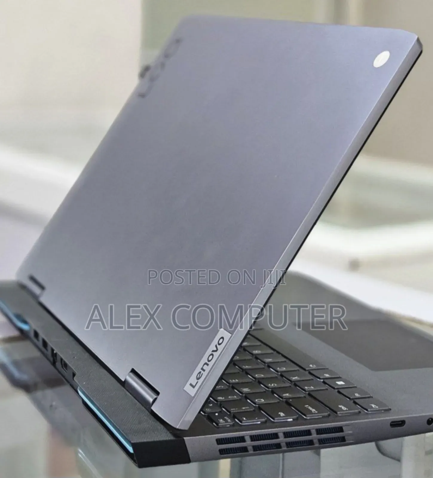 New Laptop Lenovo LOQ 15IRH8 16GB AMD Ryzen 7 SSD 512GB