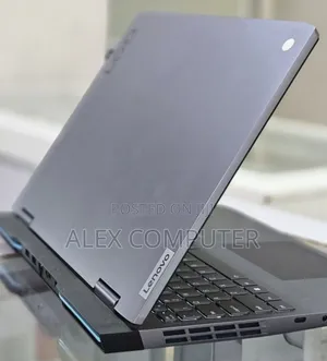 New Laptop Lenovo LOQ 15IRH8 16GB AMD Ryzen 7 SSD 512GB