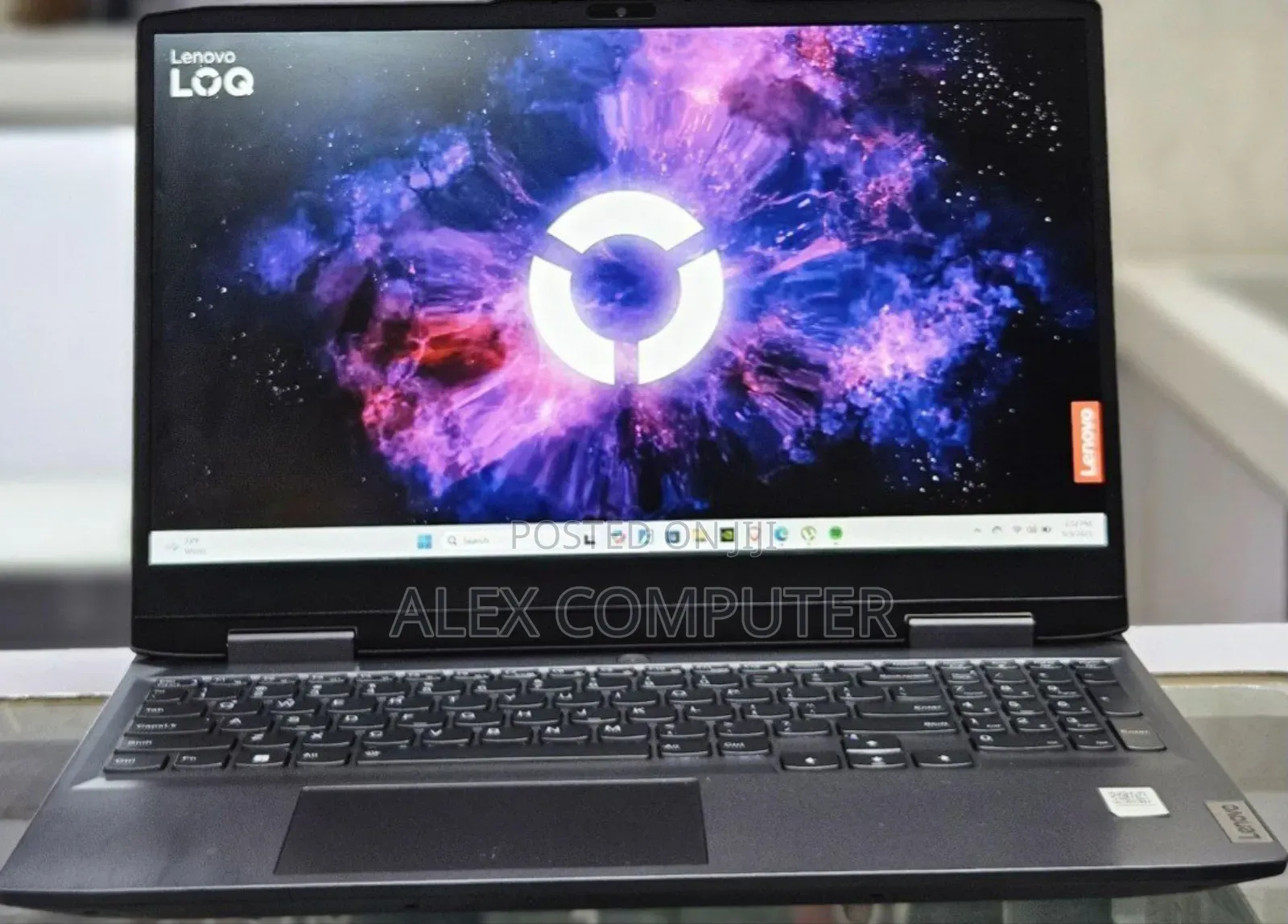 New Laptop Lenovo LOQ 15IRH8 16GB AMD Ryzen 7 SSD 512GB