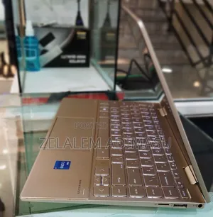 New Laptop HP Envy X360 8GB Intel Core I7 SSD 1T