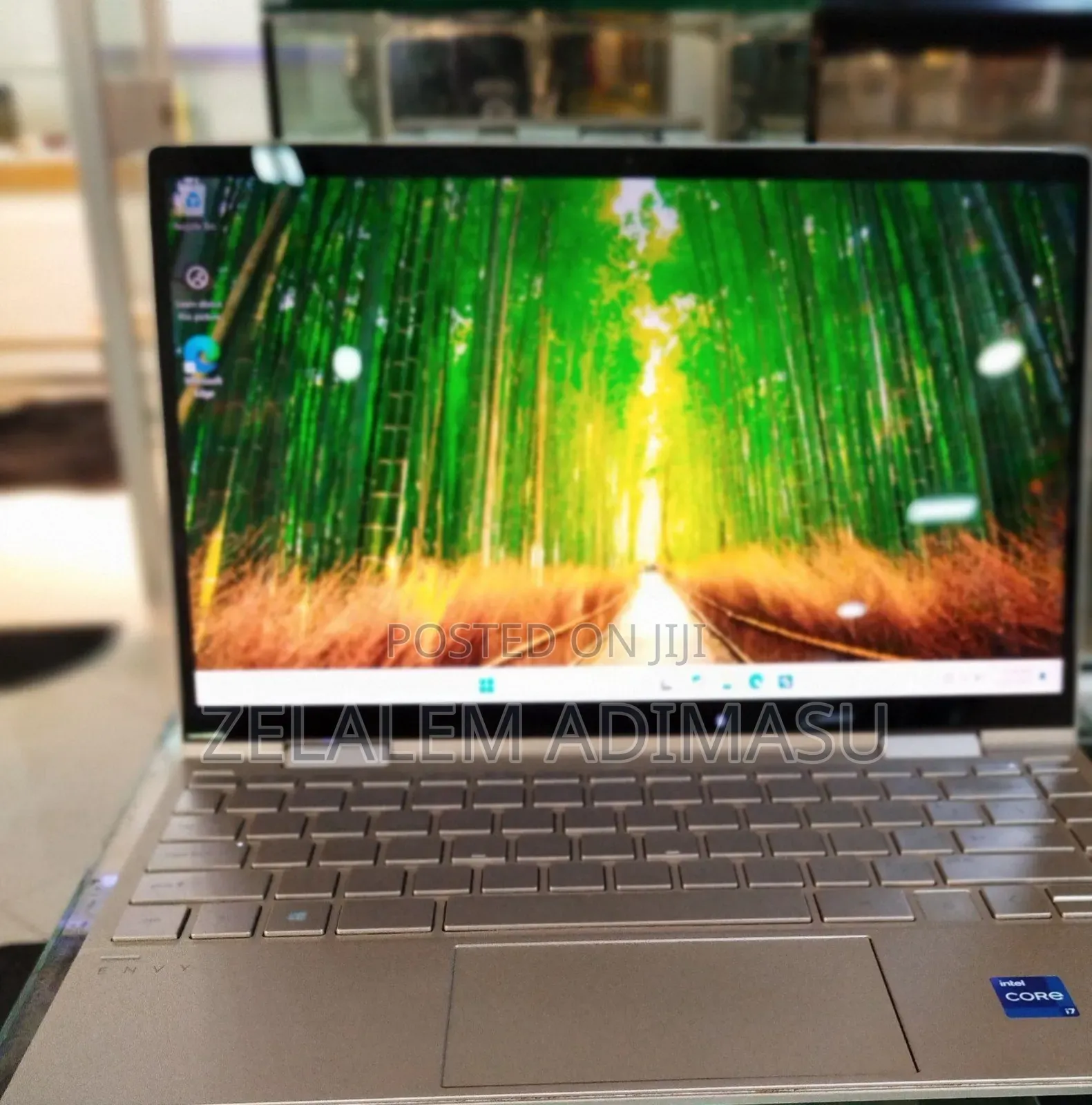 New Laptop HP Envy X360 8GB Intel Core I7 SSD 1T