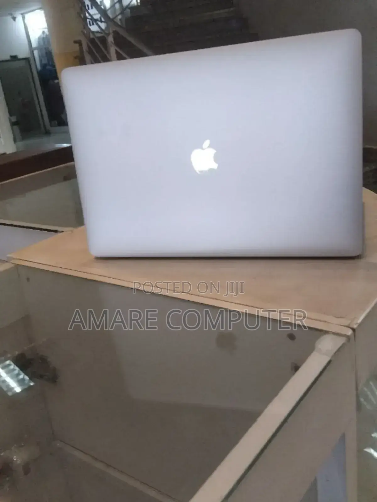 New Laptop Apple MacBook Pro 2017 16GB Intel Core I7 SSD 512GB