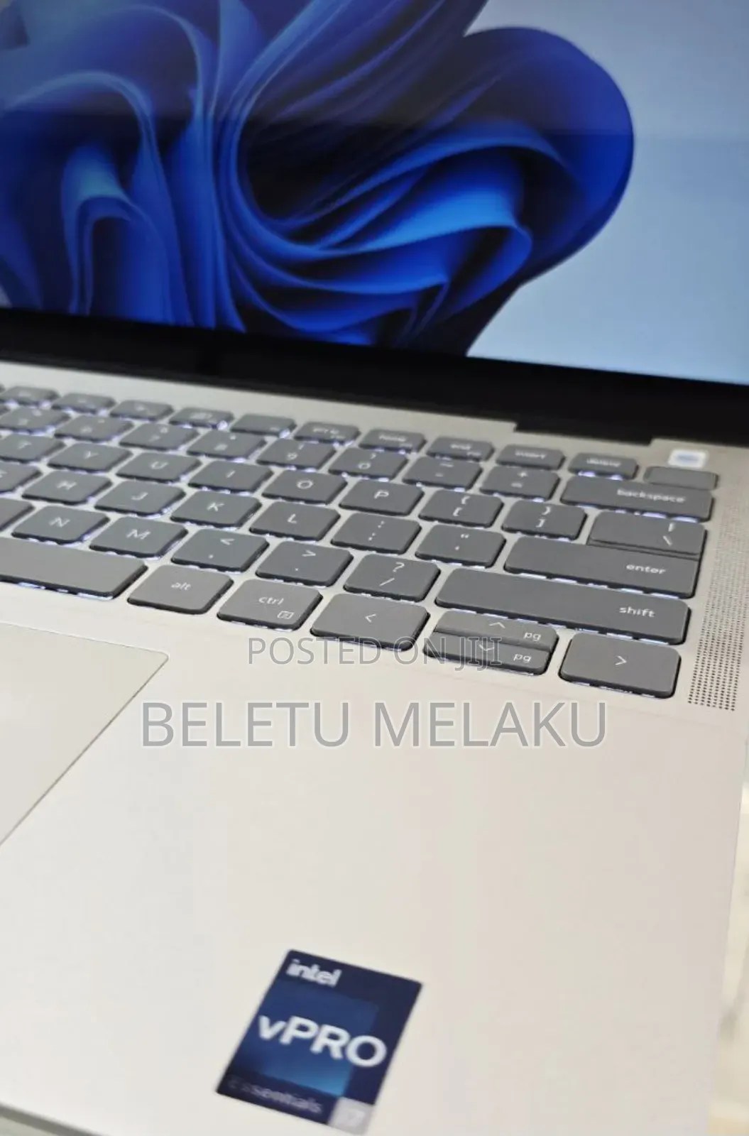 New Laptop Dell Inspiron 14 16GB Intel Core I7 SSD 1T