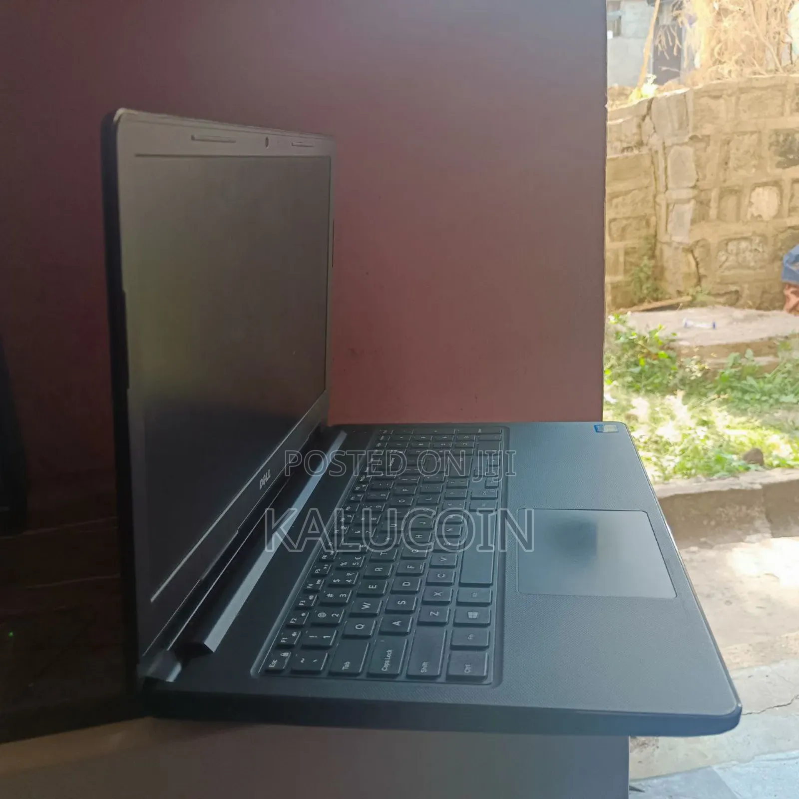 Laptop Dell Vostro 15 5568 4GB Intel Core I5 HDD 1T