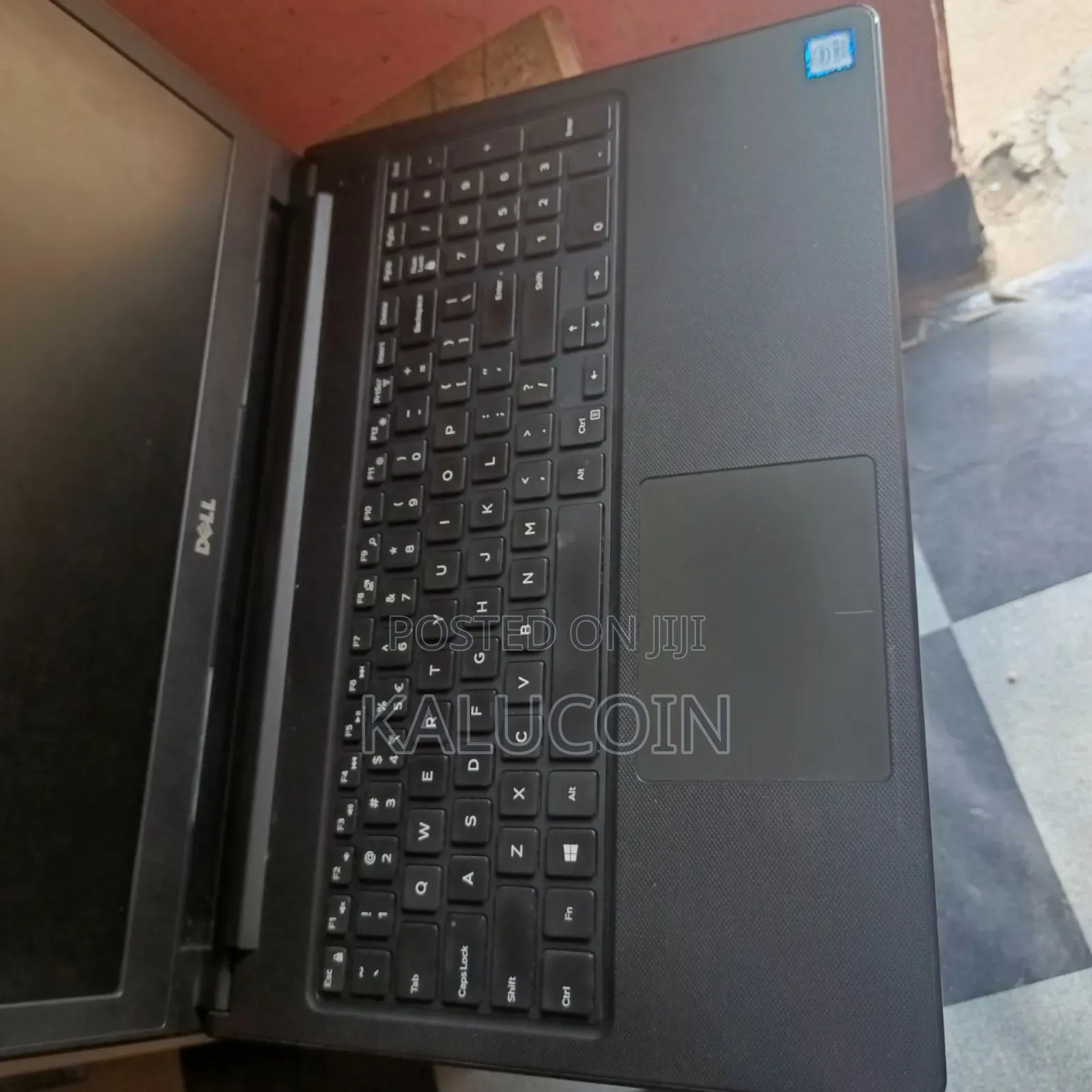 Laptop Dell Vostro 15 5568 4GB Intel Core I5 HDD 1T
