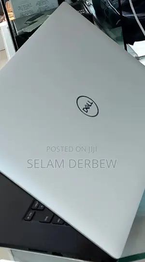 New Laptop Dell XPS 15 12GB Intel Core I7 SSD 512GB