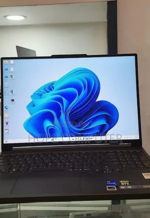 New Laptop Lenovo Legion 5 16GB Intel Core I7 SSD 1T