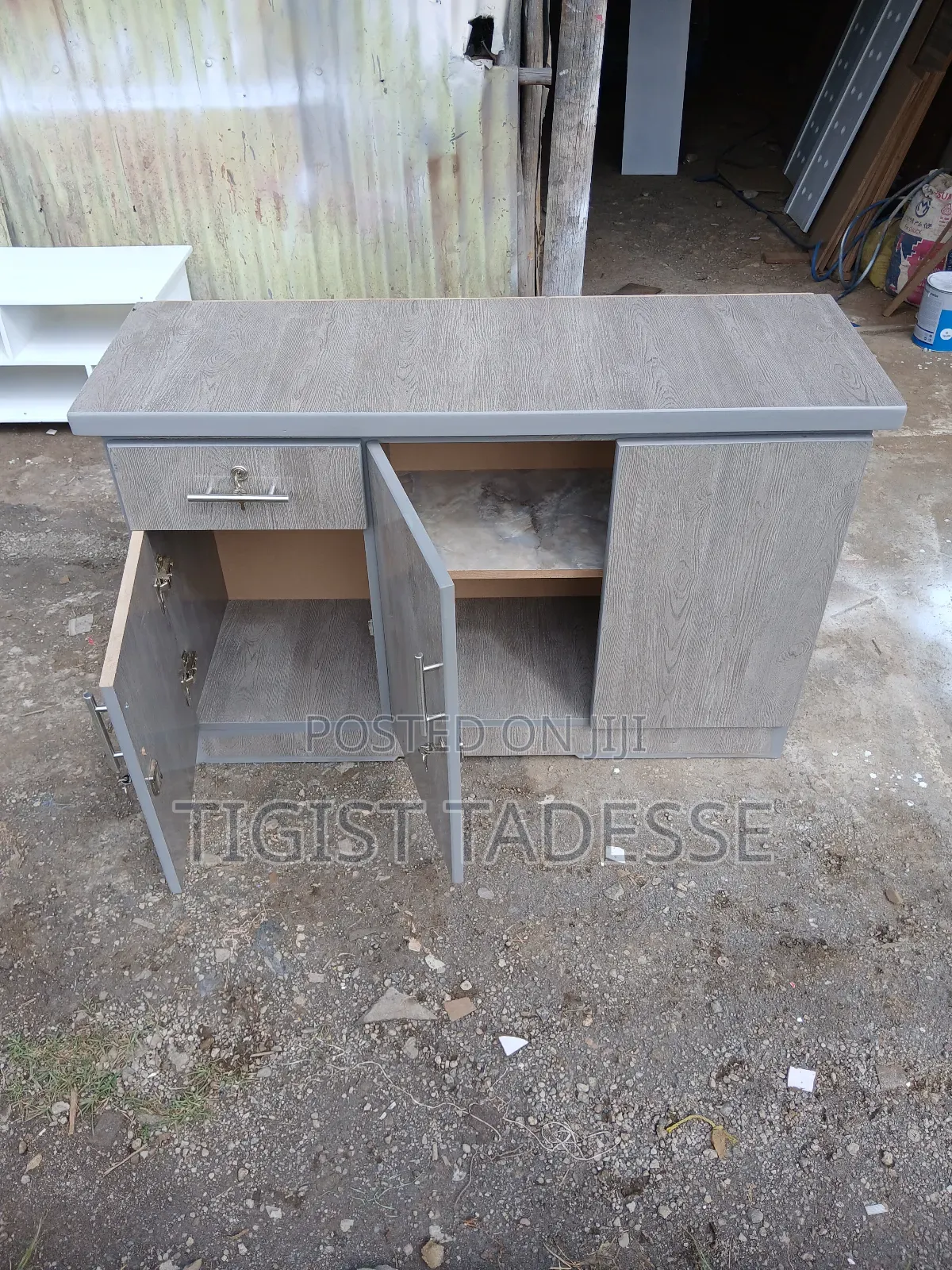 Kitchen ብፌ 120cm በፈለጉት ቀለም ማዘዝ ይችላሉ