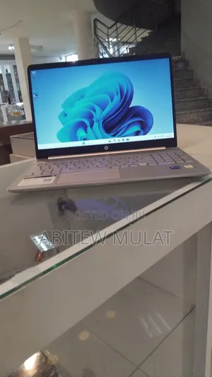 New Laptop HP 15 16GB Intel Core I7 SSD 512GB