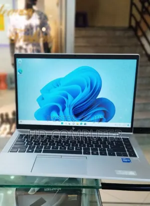 New Laptop HP EliteBook 840 G8 16GB Intel Core I5 SSD 512GB