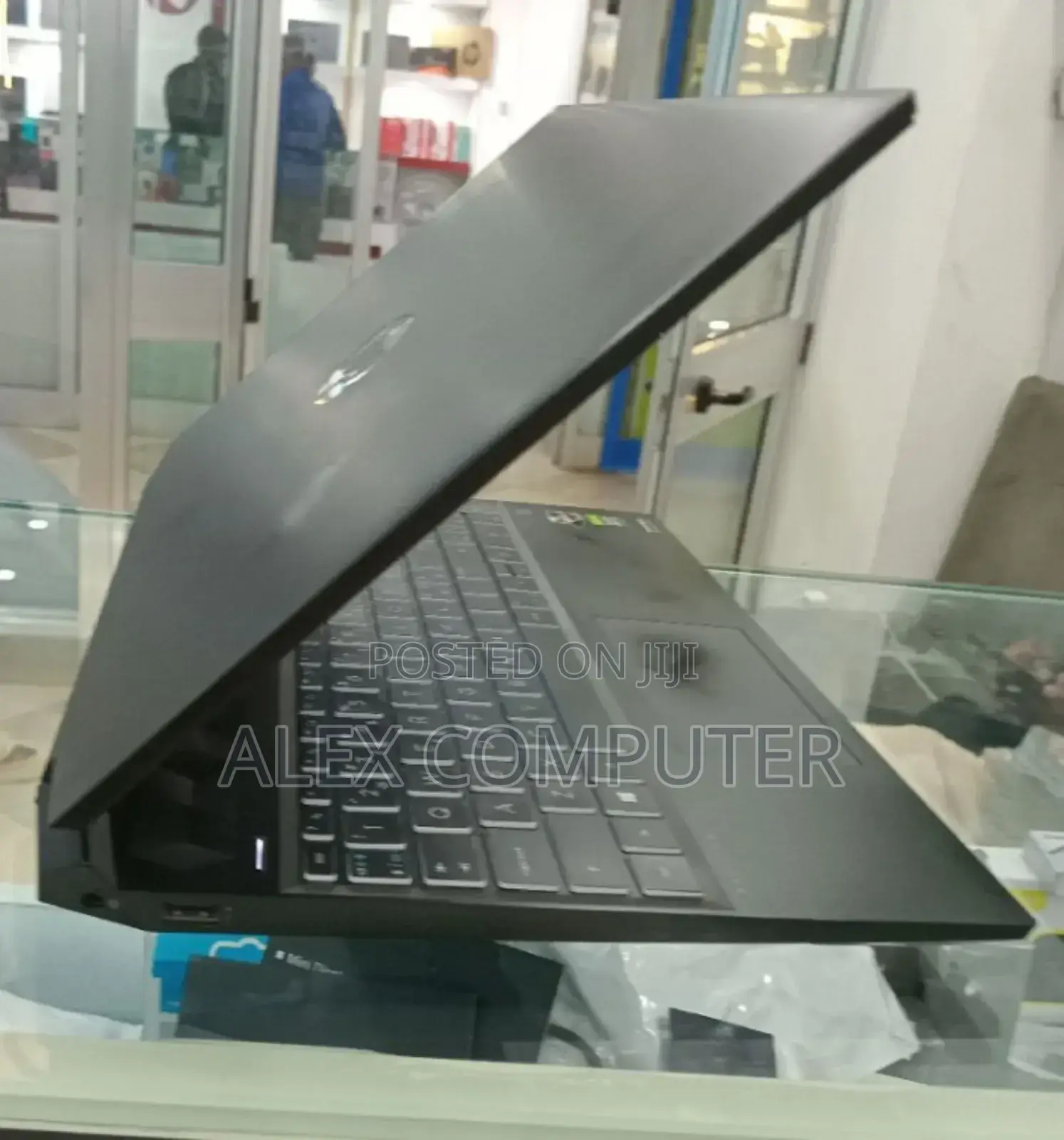 New HP Pavilion Gaming Laptop 15-Dk2xxx 16GB AMD Ryzen 5 SSD 512GB