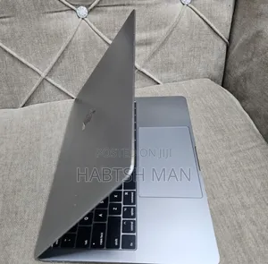 Photo - New Laptop Apple MacBook Pro 2017 16GB Intel Core I5 SSD 256GB