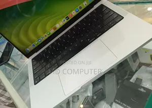 New Laptop Apple MacBook Pro 2023 M3 14-Inch 8GB Apple M3 Pro SSD 512GB