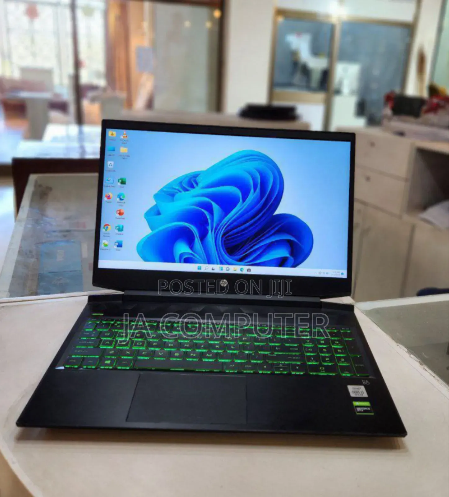 New Laptop HP Pavilion Power 15 24GB Intel Core I5 SSD 512GB