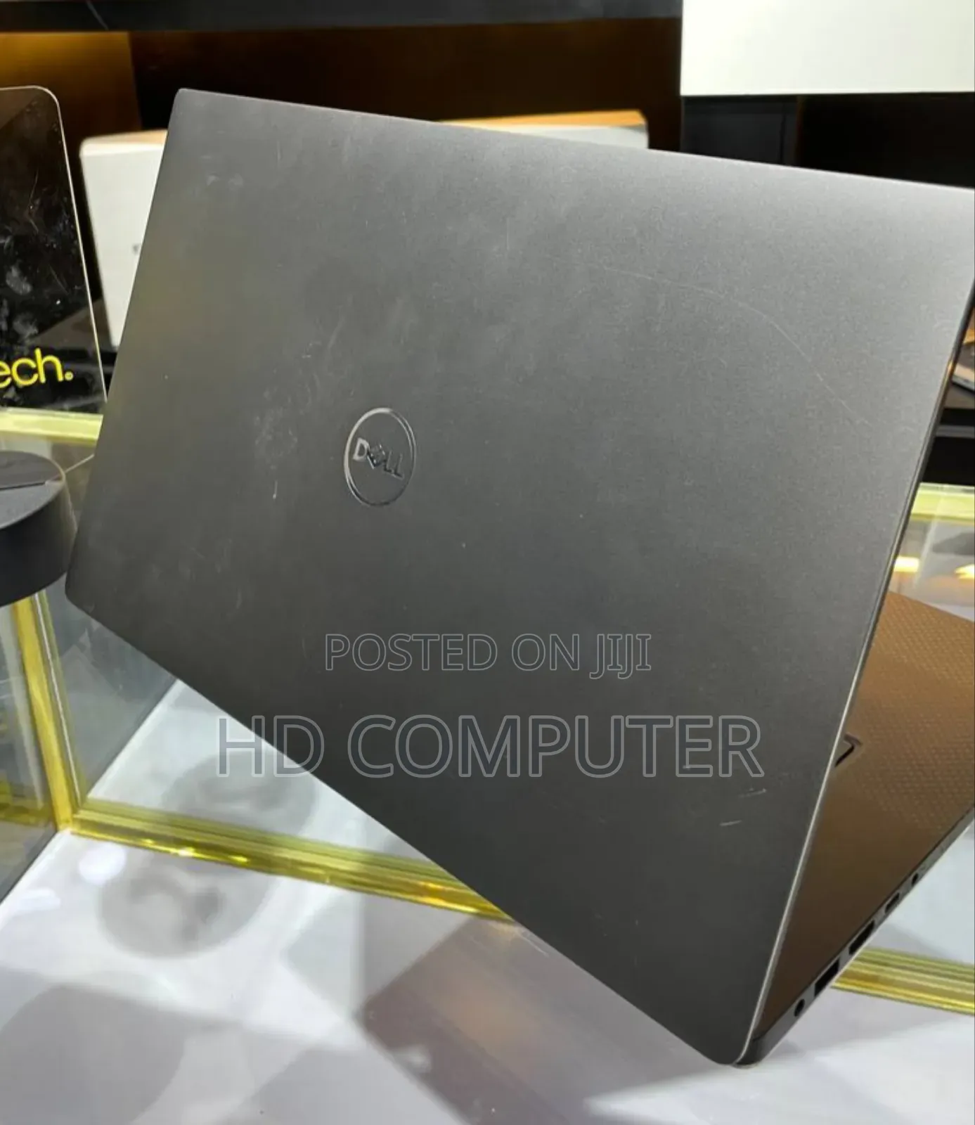 New Laptop Dell Precision 15 7520 16GB Intel Core I7 SSD 512GB