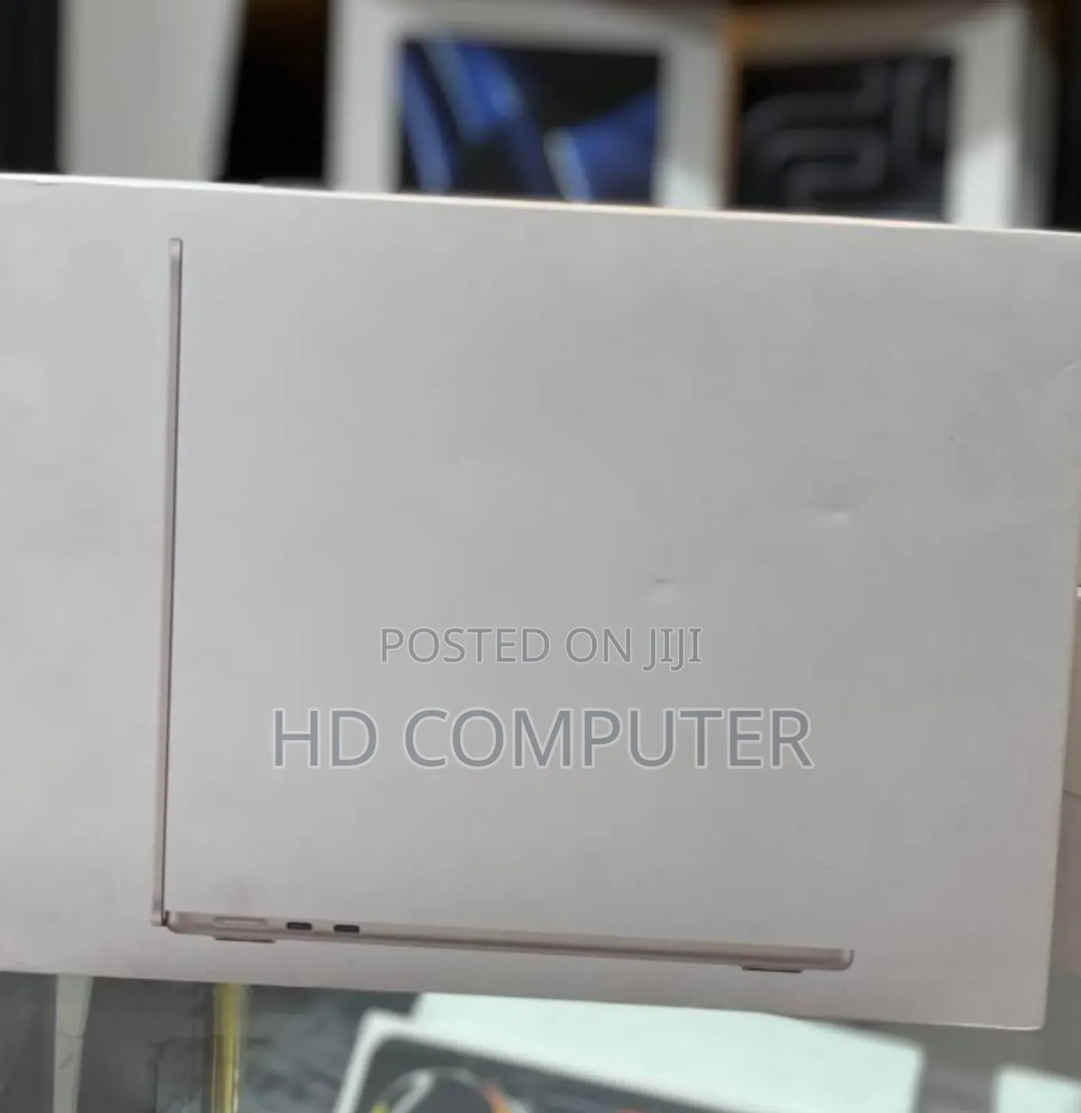 New Laptop Apple MacBook Air 2025 M4 13-Inch 16GB Apple M4 SSD 256GB