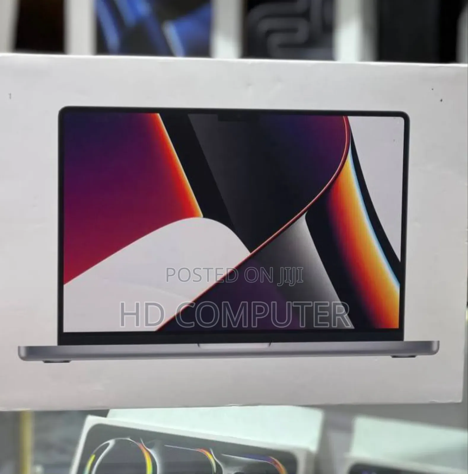 New Laptop Apple MacBook Air 2025 M4 13-Inch 16GB Apple M4 SSD 256GB