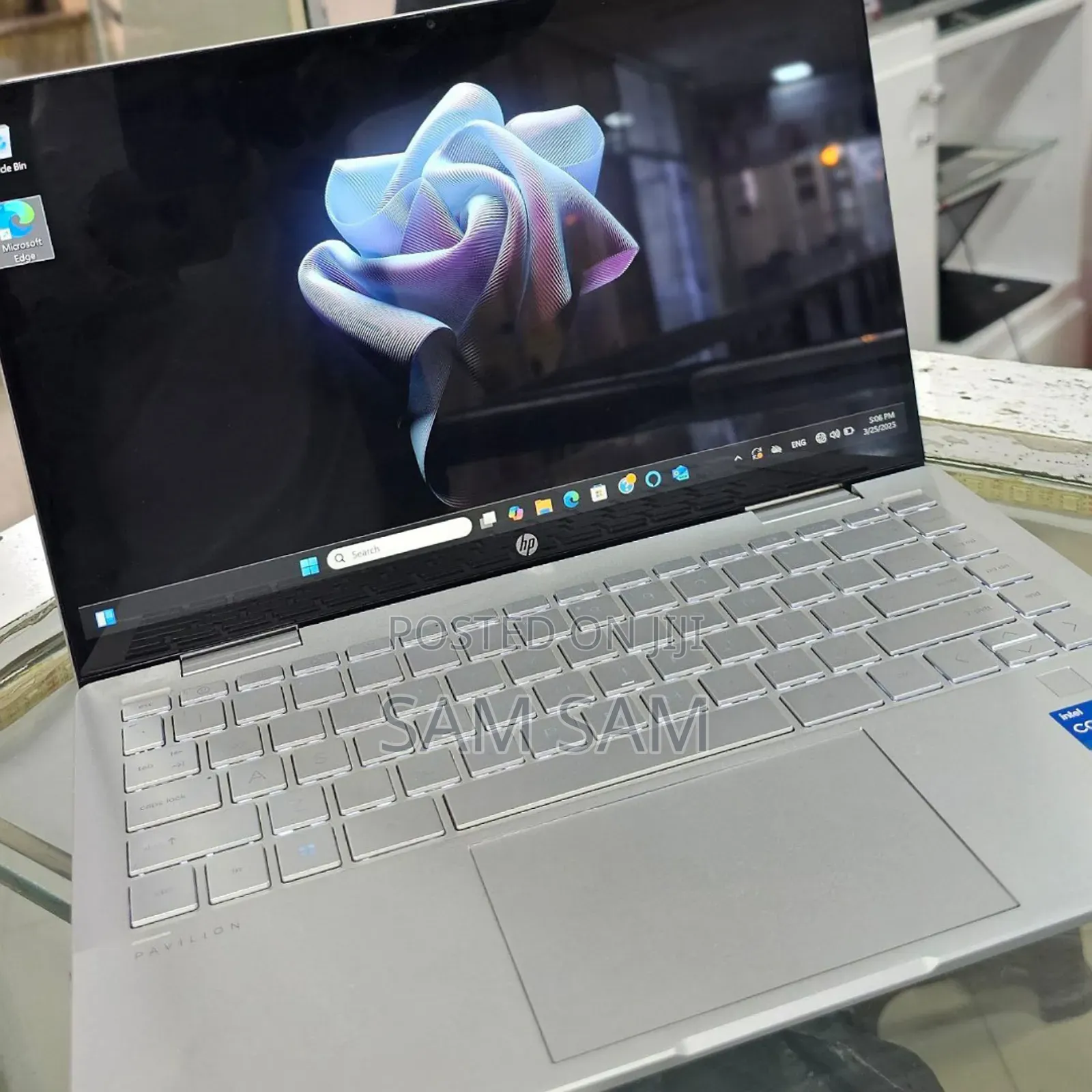 New Laptop HP Pavilion X360 8GB Intel Core I5 SSD 512GB