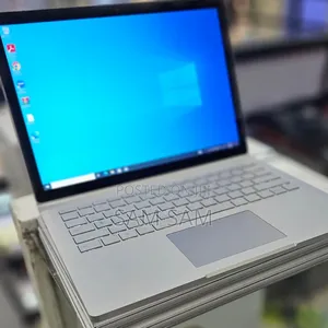 New Laptop Microsoft Surface Book 3 16GB Intel Core I7 SSD 256GB