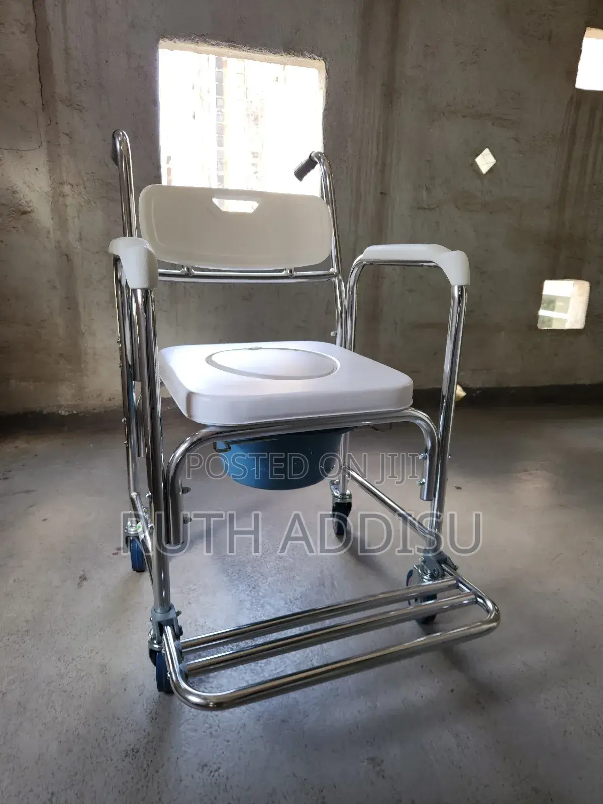 With Wheel Commode Chair9φcommode Chair4οcommode With Wheel