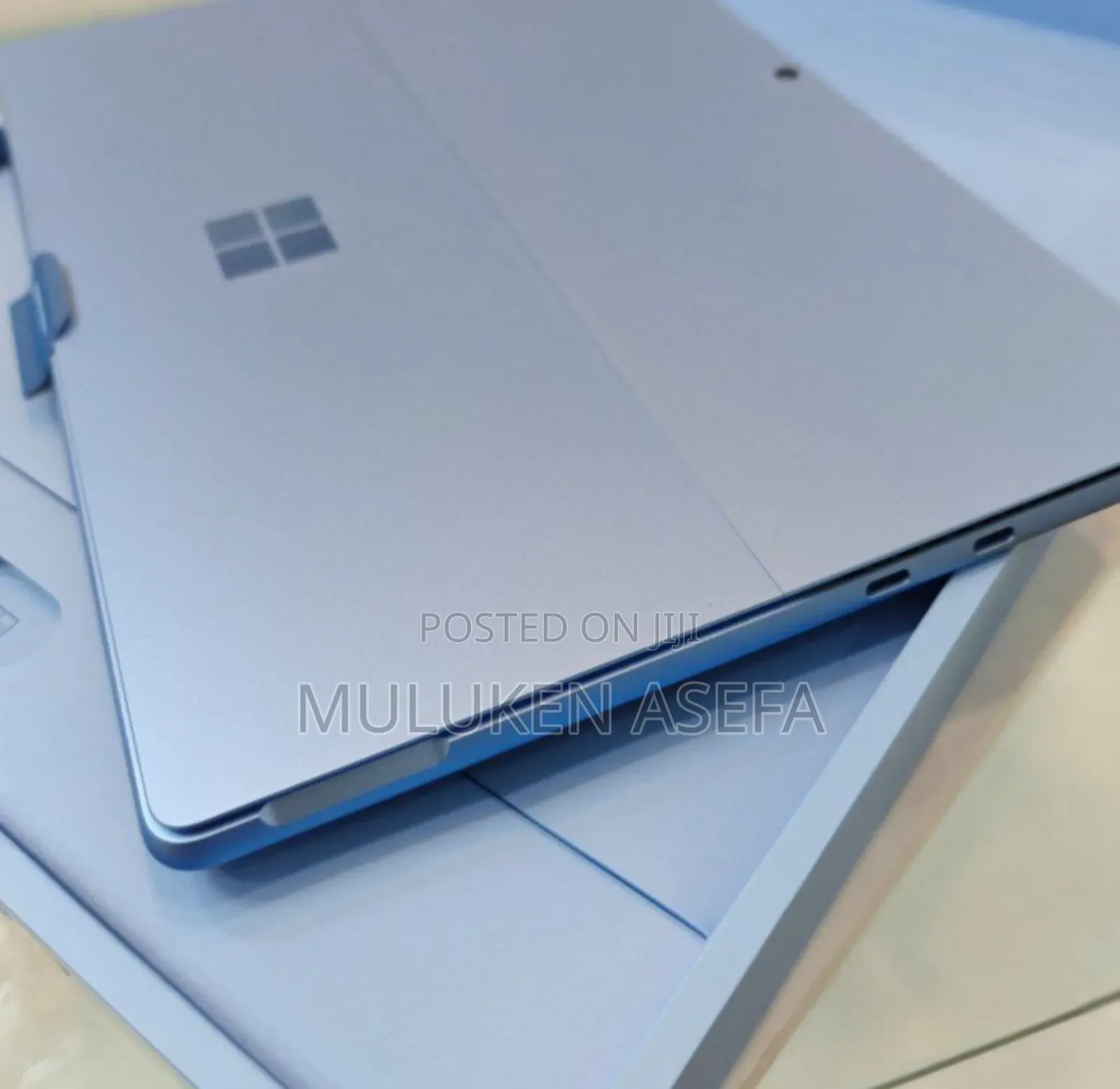 New Microsoft Surface Pro 11th Edition, a Copilot+ PC 16GB SSD 512GB
