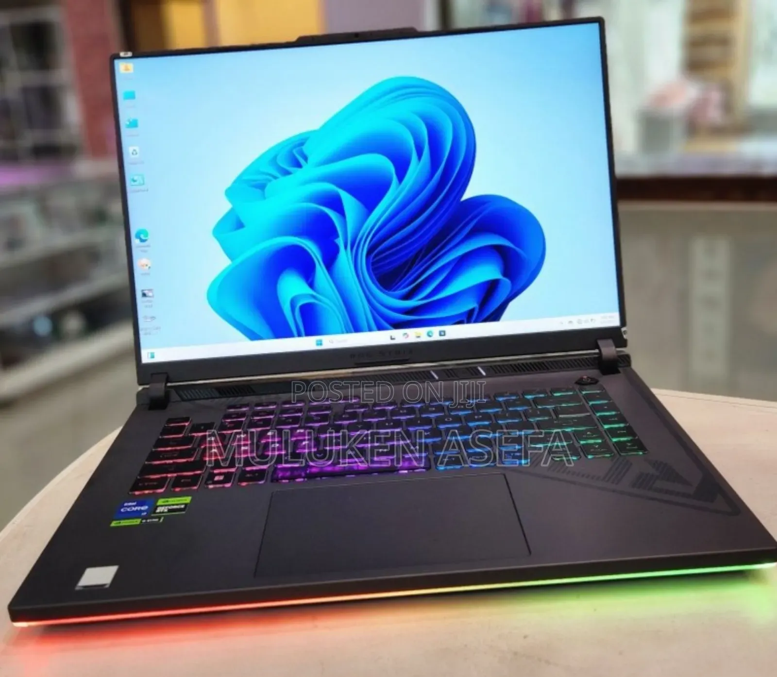 New Laptop Asus ROG Zephyrus (GX501) 16GB AMD Ryzen 9 SSD 512GB