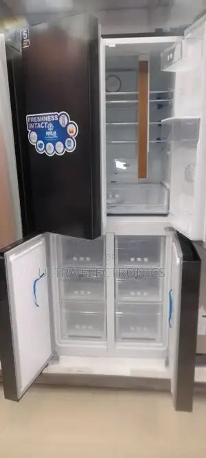 Media Refrigerator 640l
