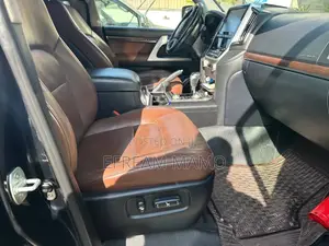 Toyota Land Cruiser 2021 Black