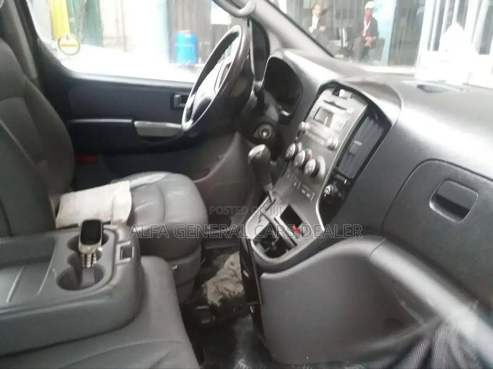 Hyundai Starex 2015 Silver