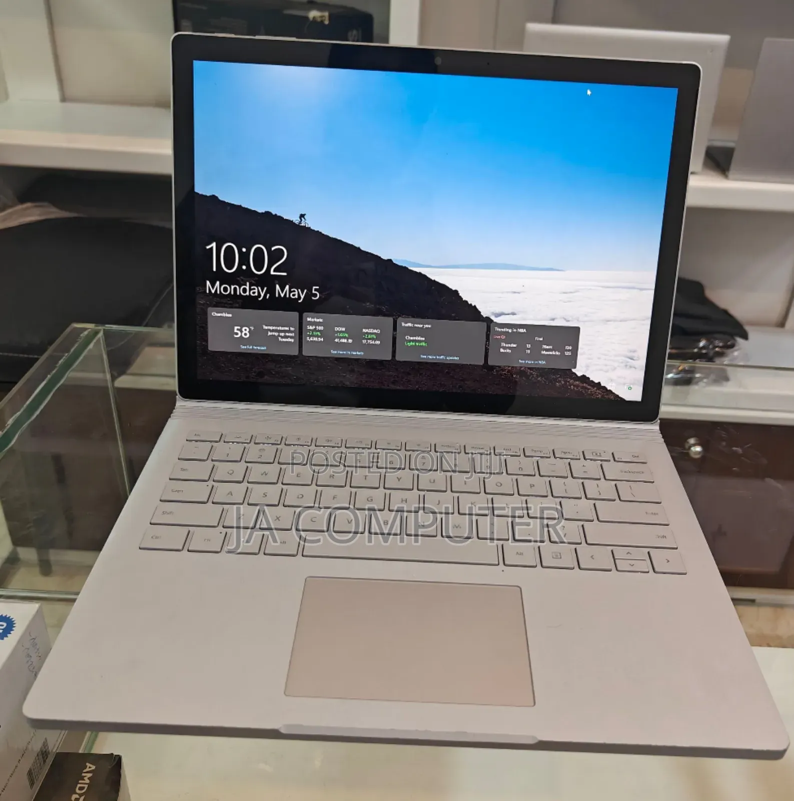 New Laptop Microsoft Surface 16GB Intel Core I7 SSD 256GB