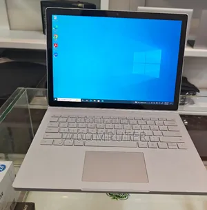 New Laptop Microsoft Surface 16GB Intel Core I7 SSD 256GB