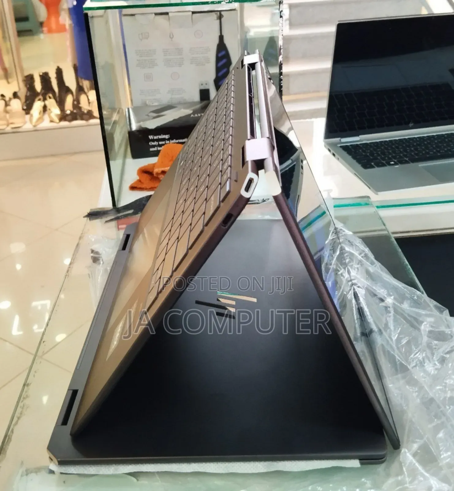 New Laptop HP Spectre 16GB Intel Core Ultra 7 SSD 1T