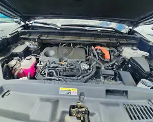 Toyota Highlander Hybrid 2023 Silver