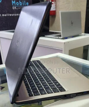 Laptop Asus 1015E 4GB Intel Core I3 HDD 500GB