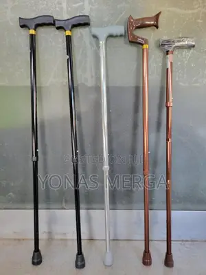 Photo - Walking Stick ፪漆after Adjusting It's Comfortable Proper Size