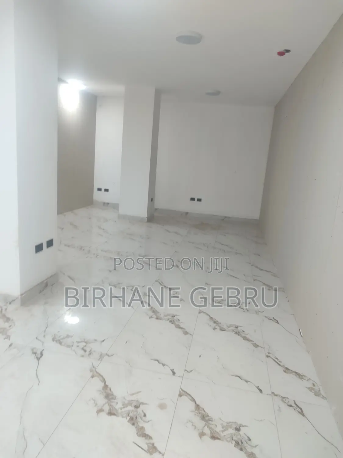 Complex Apartiment Rent for Business