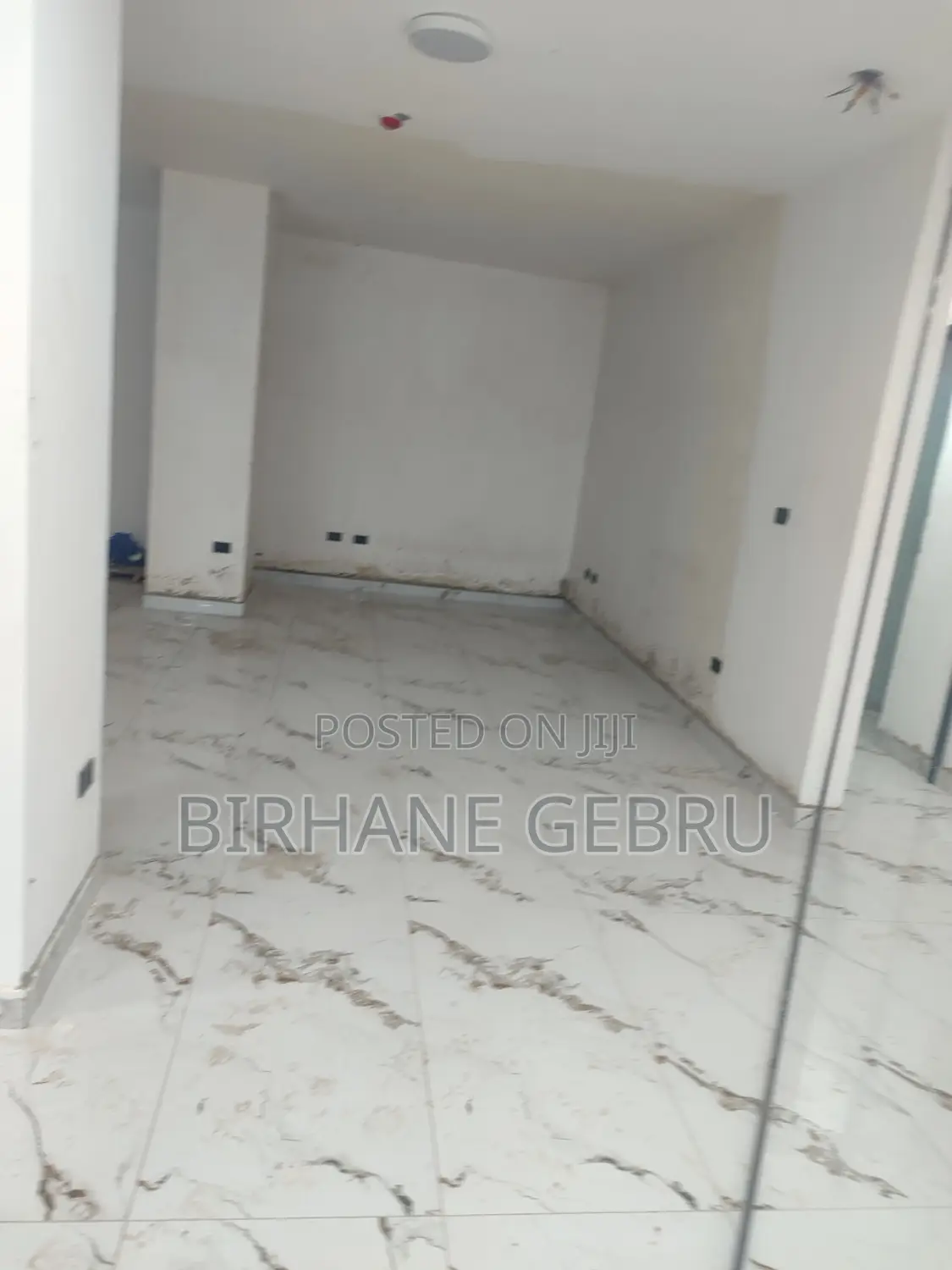 Complex Apartiment Rent for Business