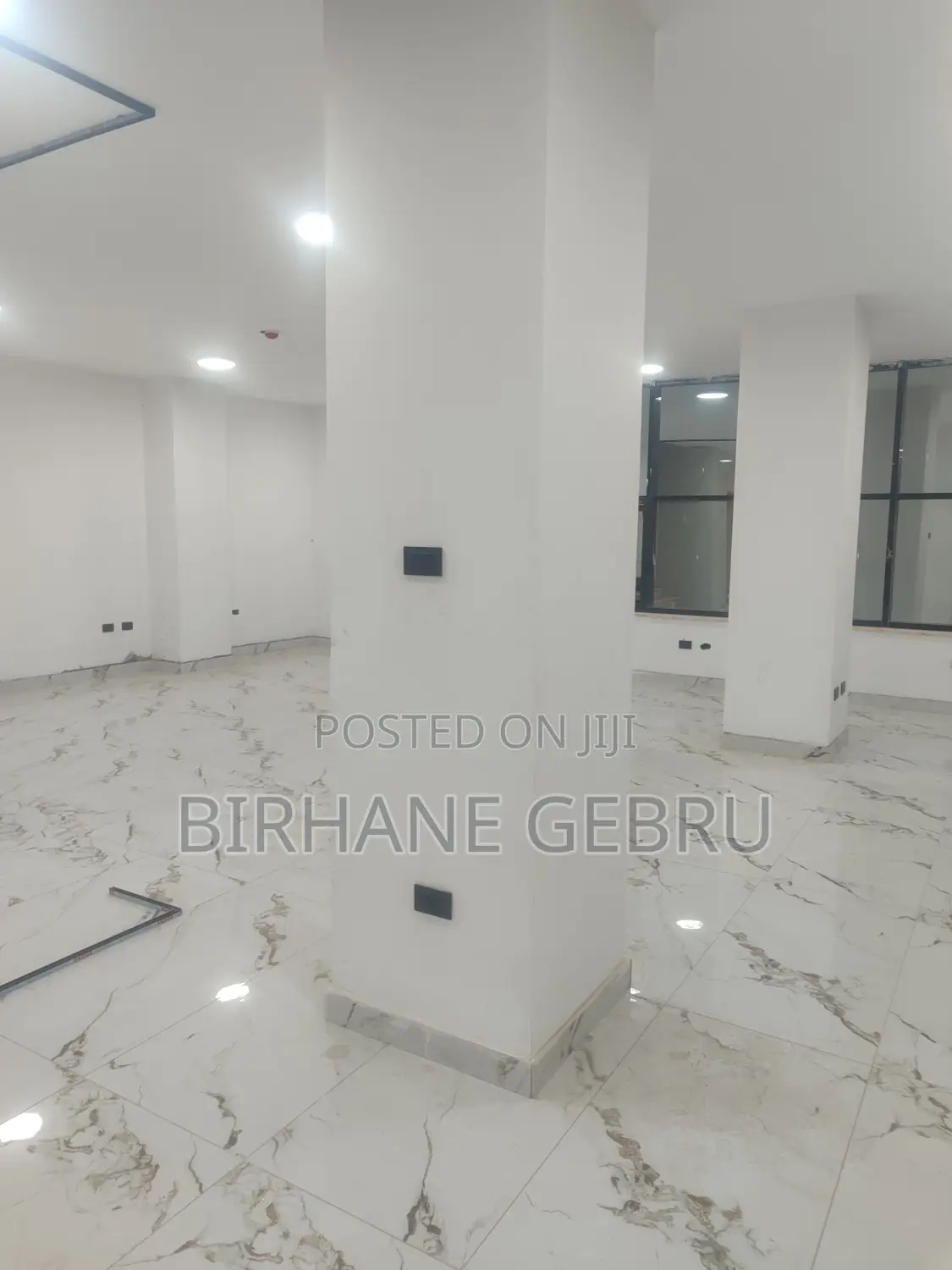 Complex Apartiment Rent for Business