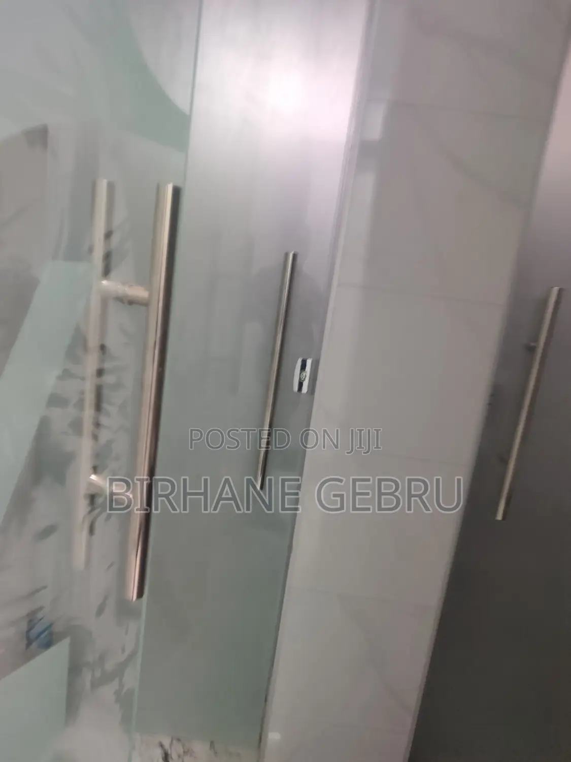 Complex Apartiment Rent for Business