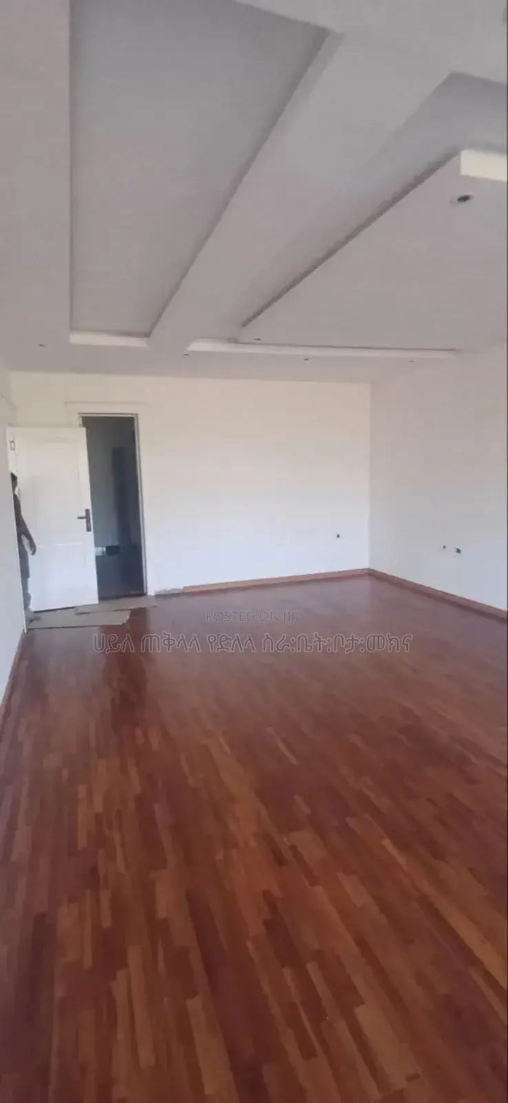 Furnished 8bdrm House in Ayat Area, Yeka for sale