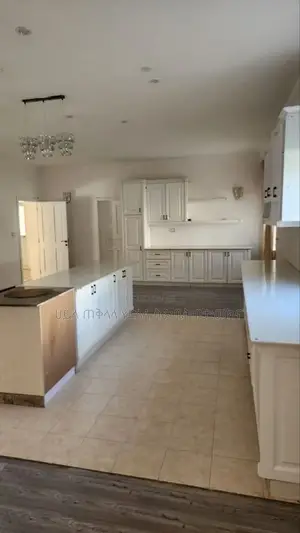 Furnished 6bdrm House in Ccd Real State, Oromia-Finfinne for sale