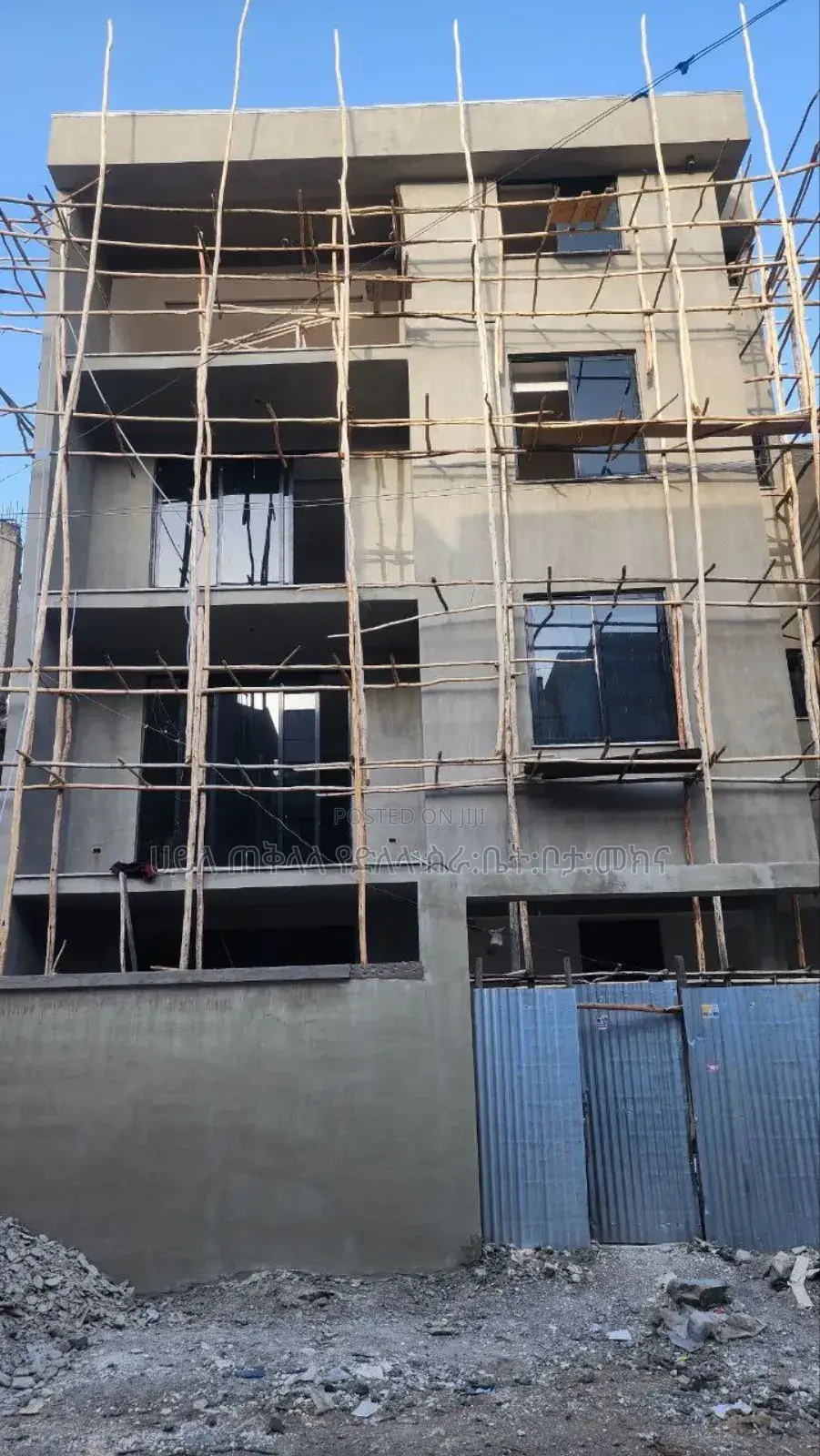 8bdrm House in አያት አካባቢ, Yeka for sale