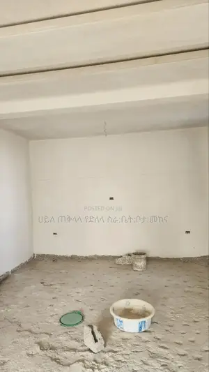 8bdrm House in አያት አካባቢ, Yeka for sale