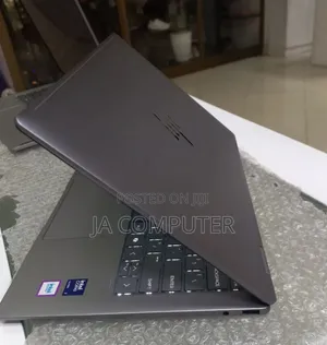 New Laptop HP Envy X360 16GB Intel Core Ultra 7 SSD 1T